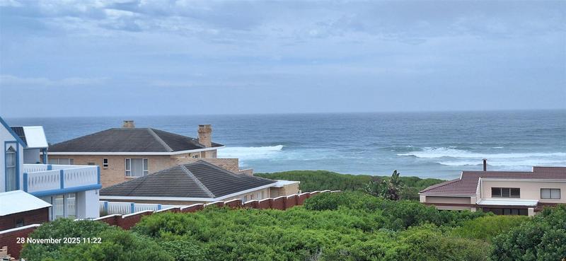 5 Bedroom Property for Sale in Outeniqua Strand Western Cape